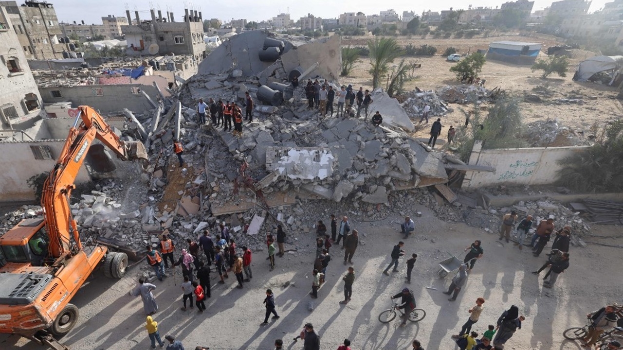 อิสราเอลทิ้งบอมบ์เมืองราฟาห์ ดับ 22 ศพ เป็นเด็กอื้อ-เวสต์แบงก์เริ่มเดือด