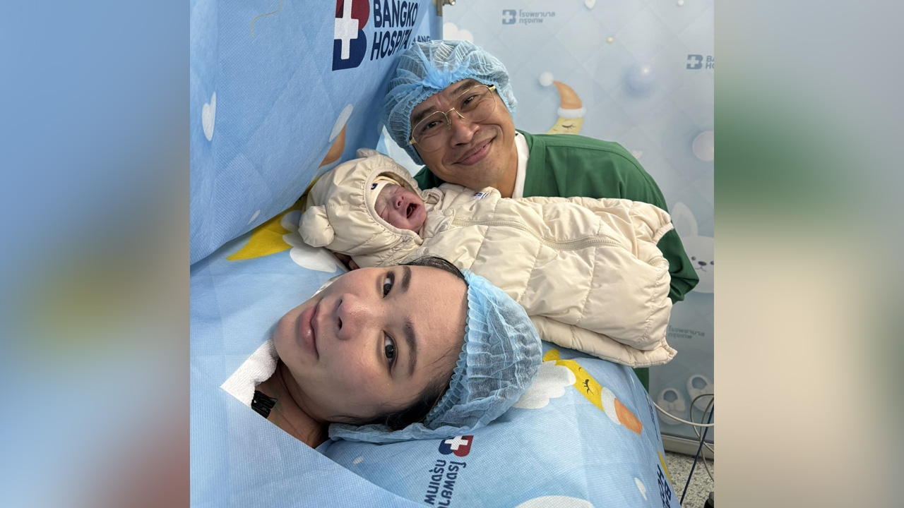 พิธีกรรายการดังสุดปลื้ม ภรรยาคลอดลูกชายคนแรกในวันสงกรานต์