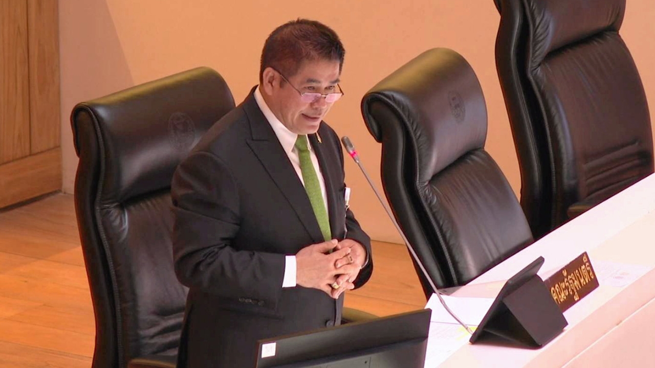 กมธ.ซัก ส.ป.ก.ปักหมุดเขาใหญ่ “ธรรมนัส” กางข้อมูลโต้กลับ ลั่นปราบโกง