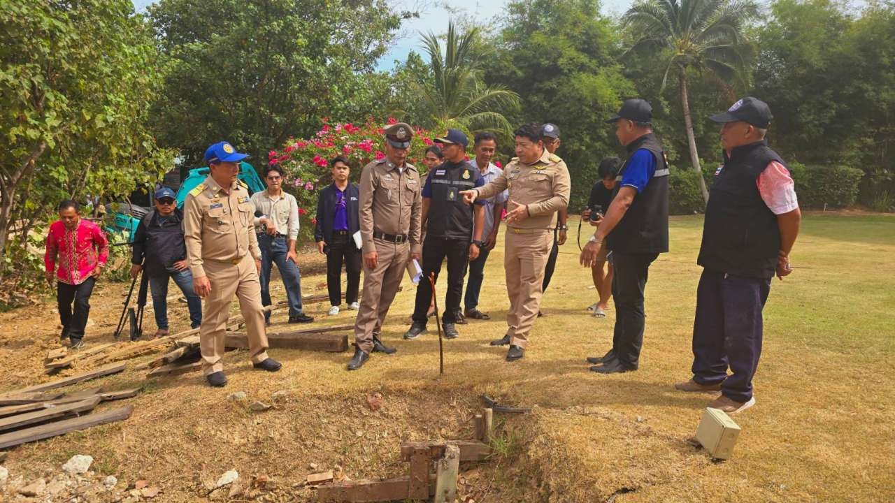 ป.ป.ช.ภูเก็ต นำคณะตรวจหาดยามู วิลล่าหรู รุกพื้นที่สาธารณะหรือไม่