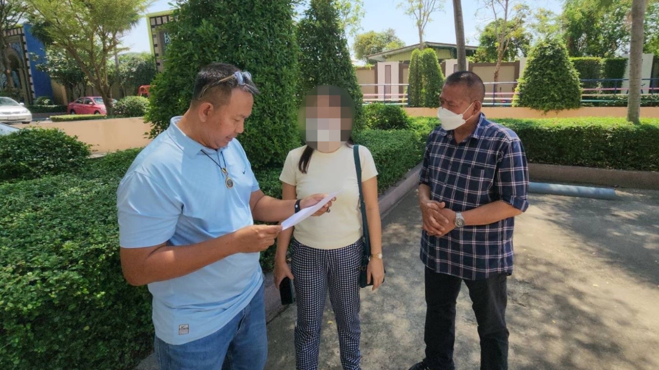 จับสาวแสบ ปลอมวุฒิสมัครงาน ค้นประวัติโป๊ะแตก เคยเป็น ขรก.โกงเงินหลวง