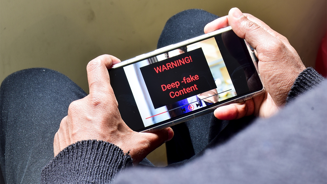 ใช้ AI  Deepfake หลอกโอนเงิน