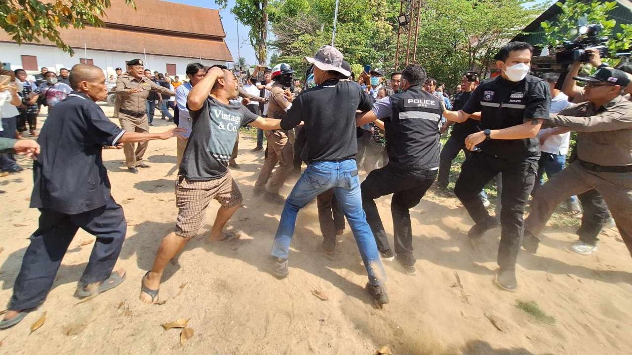 หนุ่มพม่าโหดฆ่า "ครูบาเล็ก" หลังขอเงิน 700 บาทไม่ได้ ใช้อิฐทุบหัวดับ