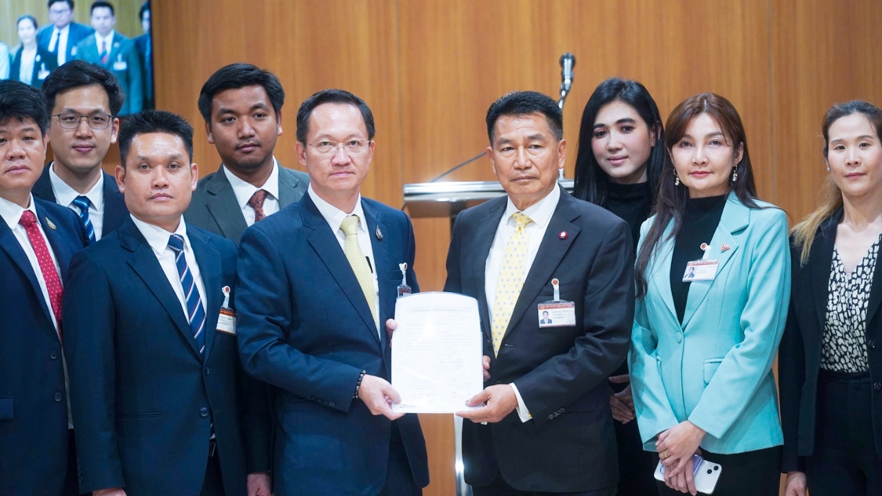 กมธ.อุตสาหกรรม ยื่นร่างแก้ พ.ร.บ.โรงงาน ต่อสภาฯ เพิ่มโทษคุกทิ้งกากของเสียมั่ว