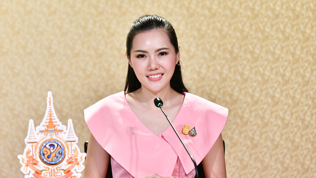 รัฐบาล ไม่หวั่นฝ่ายค้านยื่นอภิปรายไม่ไว้วางใจ แต่ขออย่าใช้เวทีนี้ดิสเครดิต