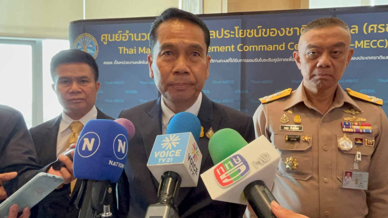 สุทิน ยันได้เรือดำน้ำแน่ ส่วนเรือฟริเกต รองบปีอื่น ไม่กังวลถูกอภิปรายปม ทักษิณ