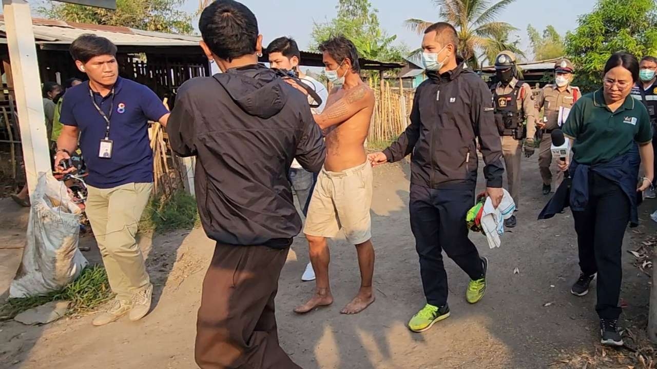 หลานทาสยาคลั่ง เสพจนหลอน คว้ามีดกระหน่ำฟันน้าชายตายคามุ้งนอน