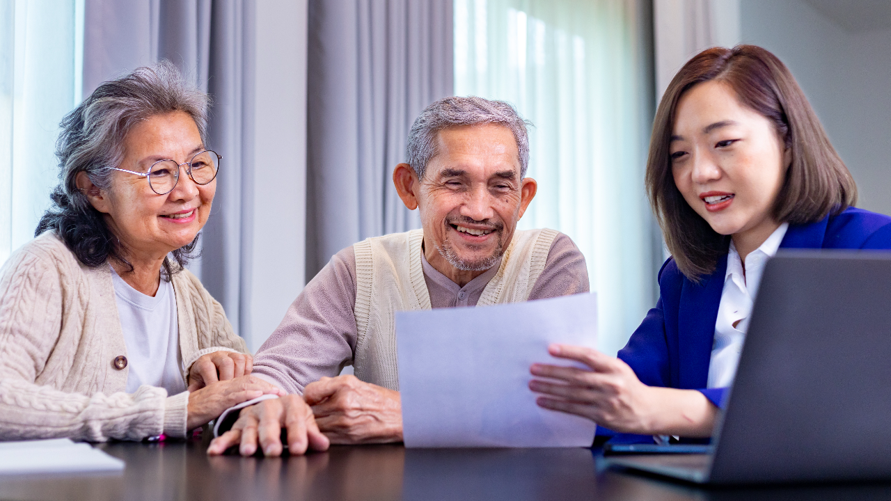 ผู้สูงอายุสามารถกู้เงินได้ไหม มีที่ไหนให้กู้ได้บ้าง