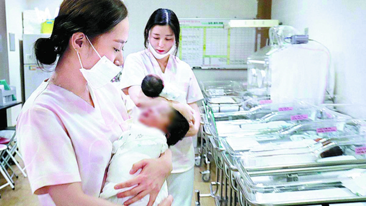 อัตราการเจริญพันธุ์ของเกาหลีใต้ ลดต่ำสุดเป็นประวัติการณ์