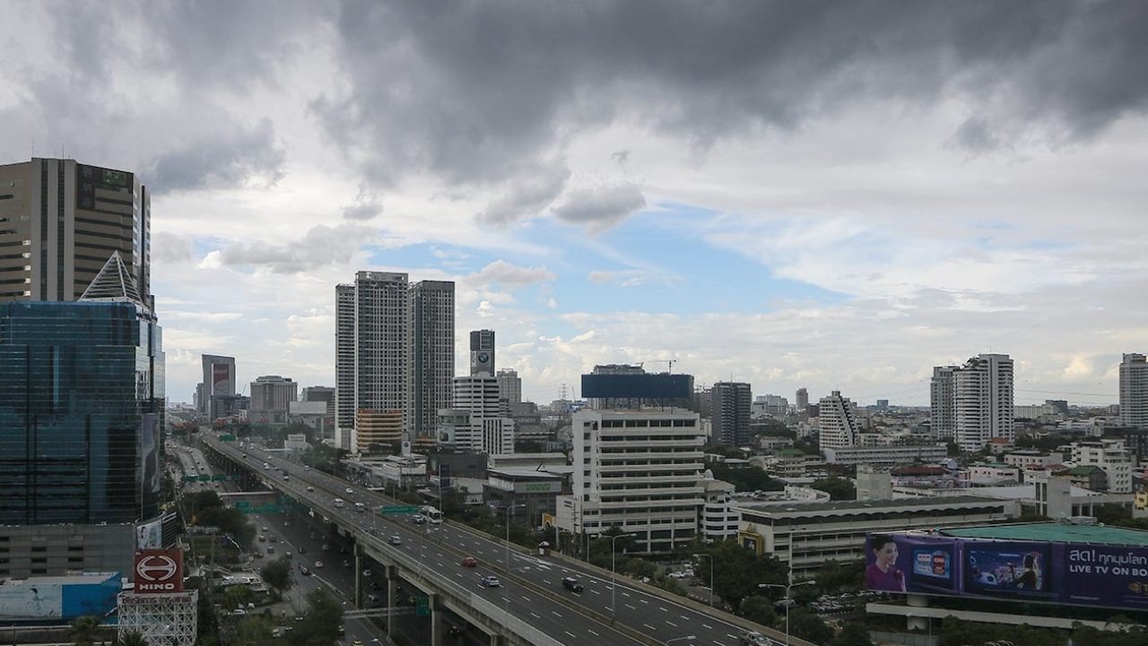 สภาพอากาศวันนี้ กลางวันระอุ สูงสุด 39 องศาฯ ทั่วไทยมีฝนฟ้าคะนองบางแห่ง