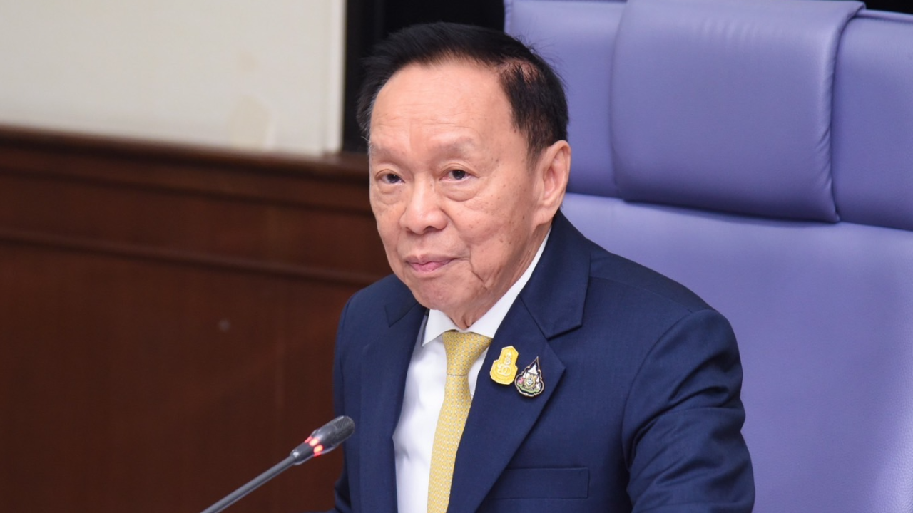 "พัชรวาท" ปัดโดดสภาหนีตอบกระทู้ แจงติดภารกิจด่วน ยันไม่ได้หายไปไหน