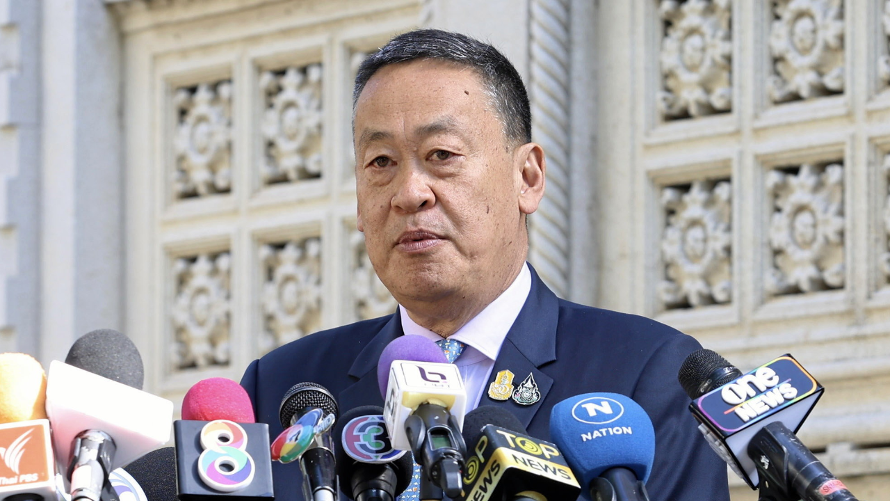 ไฟไหม้โรงงานเก็บสารเคมีที่อยุธยา นายกฯ ห่วงประชาชน สั่งการเร่งช่วยเหลือดูแล