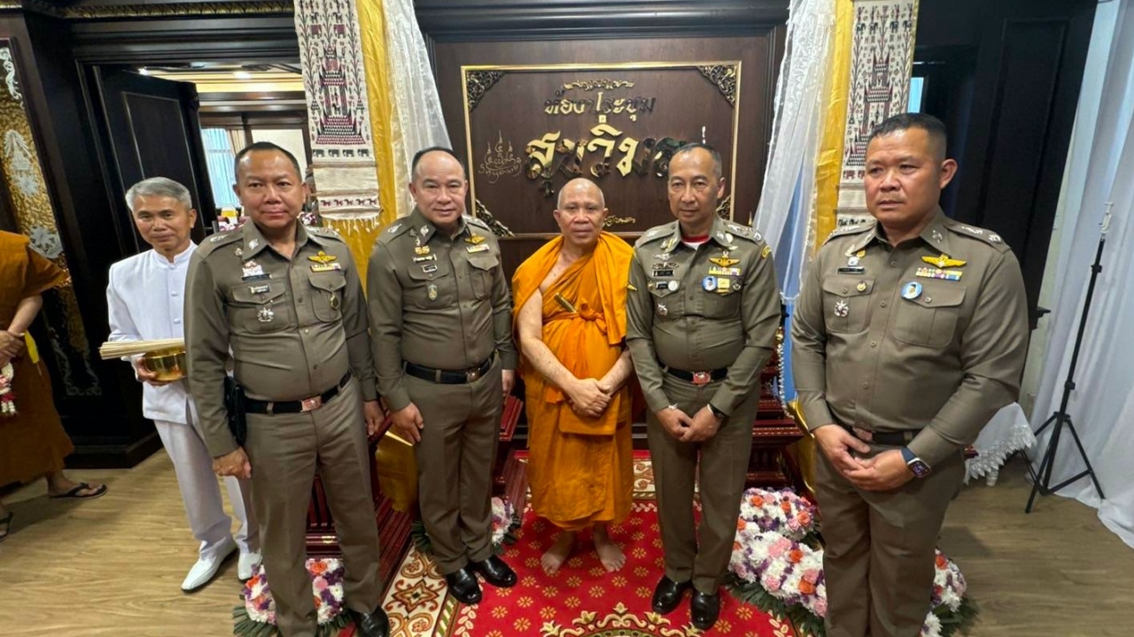 บิ๊กต่อ เยี่ยมหน่วยบินตำรวจ เชียงใหม่ เปิดห้องประชุม “สุขวิมล” 