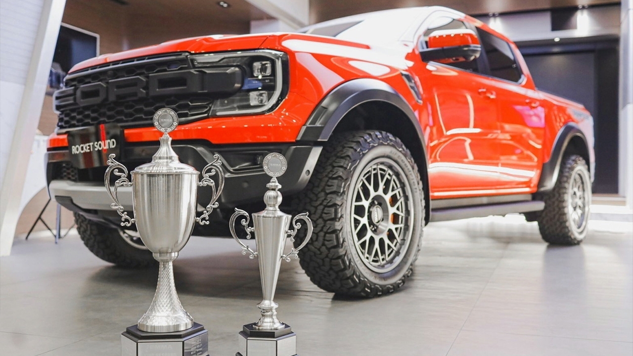 ร็อคเก็ตซาวด์กระหึ่ม