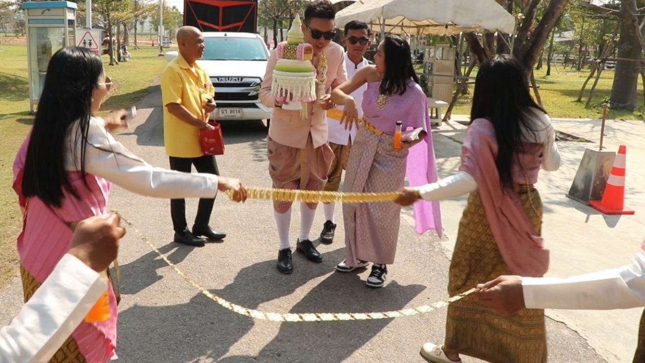 รักแท้ไม่มีท้อ หนุ่มมาเลย์แต่งสาวไทย เจอประตูเงินประตูทอง 45 ด่าน 