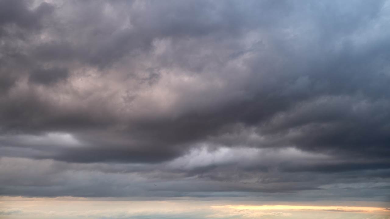 ประกาศฉบับ 1 เตือน "พายุฤดูร้อน" หลายจังหวัดเตรียมรับมือ พายุฝนฟ้าคะนอง-ลมแรง