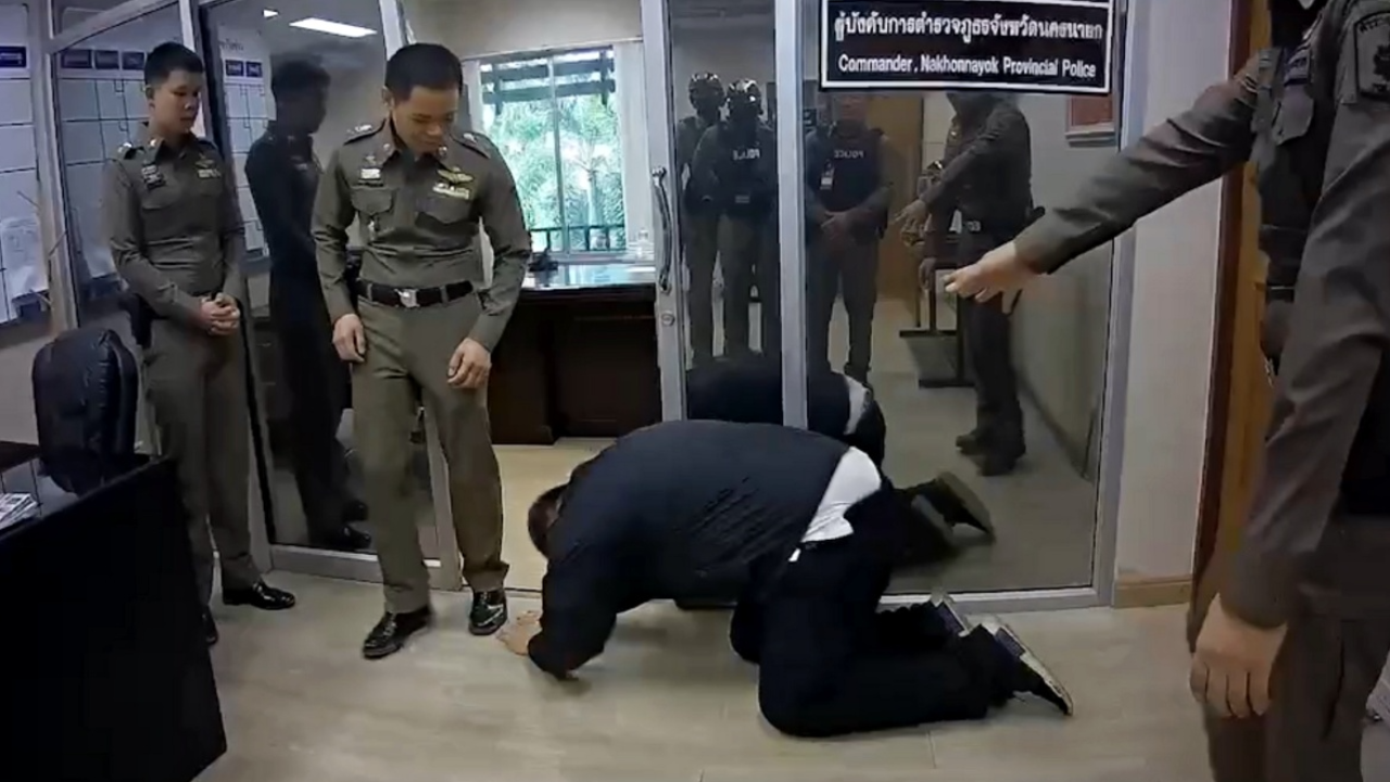 บิ๊กต่อ ไม่รู้สาเหตุ พ.ต.อ.ก้มกราบ พ.ต.ท. ชี้หมดยุค ตร.รีดไถแล้ว