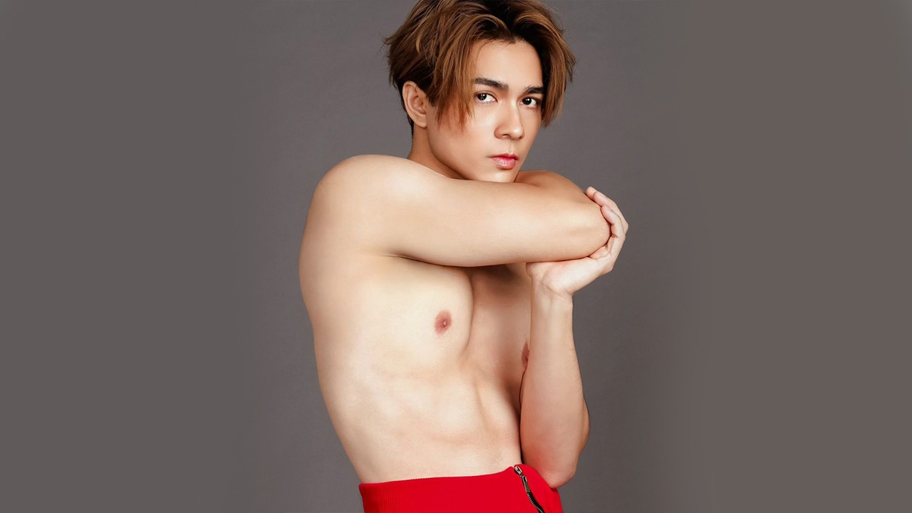 แน็ก ชาลี อวดซิกซ์แพ็กแน่น โชว์สัดส่วนใหม่ เอวเล็กยิ่งกว่าผู้หญิง