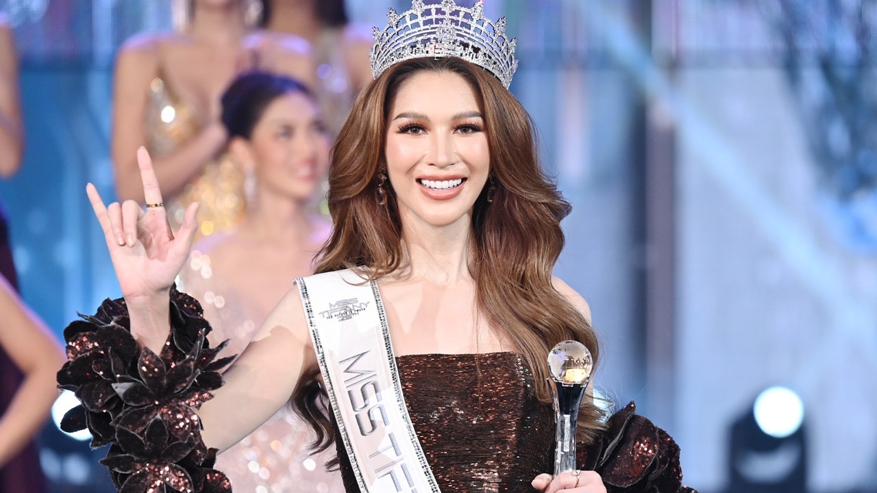 ปีใหม่ Flight Attendance สาวทรานส์ บินคว้ามง Miss Tiffany 25th