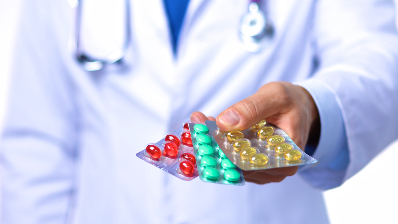 เภสัชพันธุศาสตร์ (Pharmacogenomics) ทางเลือกใหม่ สำหรับการรักษาโรคเฉพาะบุคคล