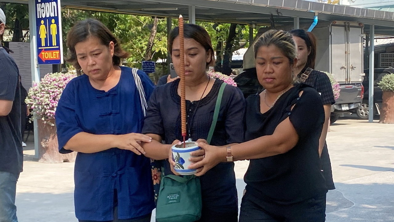 ตร.สอบน้องพร ไม่พบร่วมฆ่าสามี แจ้งข้อหาเพิ่ม 4 ผู้ต้องหา