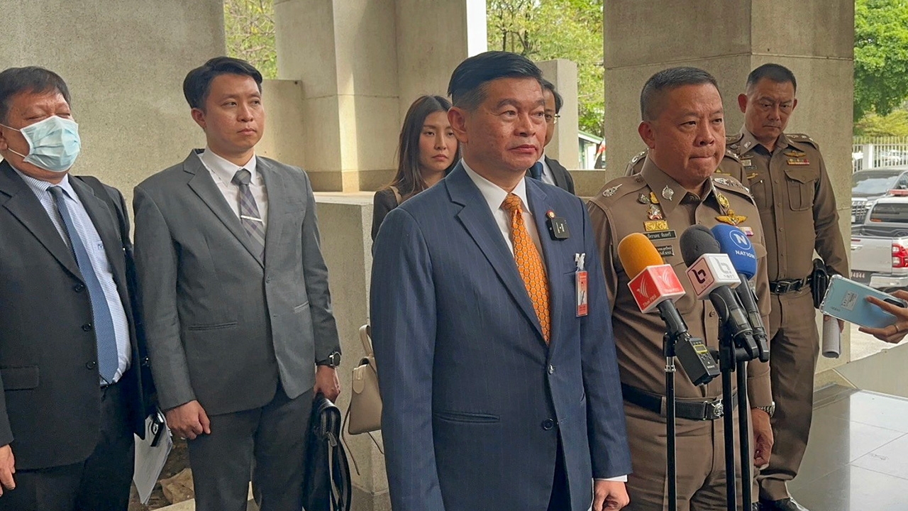 อดีต ผบก.เมืองชล เข้ารับข้อหาเพิ่ม คดี "เป้รักผู้การเท่าไหร่" รีดเงิน 140 ล้าน