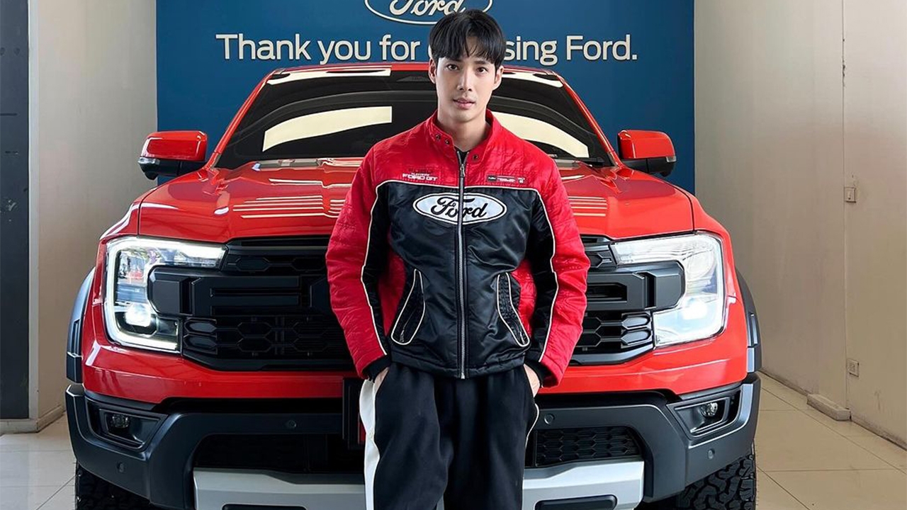 ฤกษ์งามยามดี "เด่นคุณ งามเนตร" ถอยรถป้ายแดงคันใหม่ให้เป็นของขวัญให้ตัวเอง