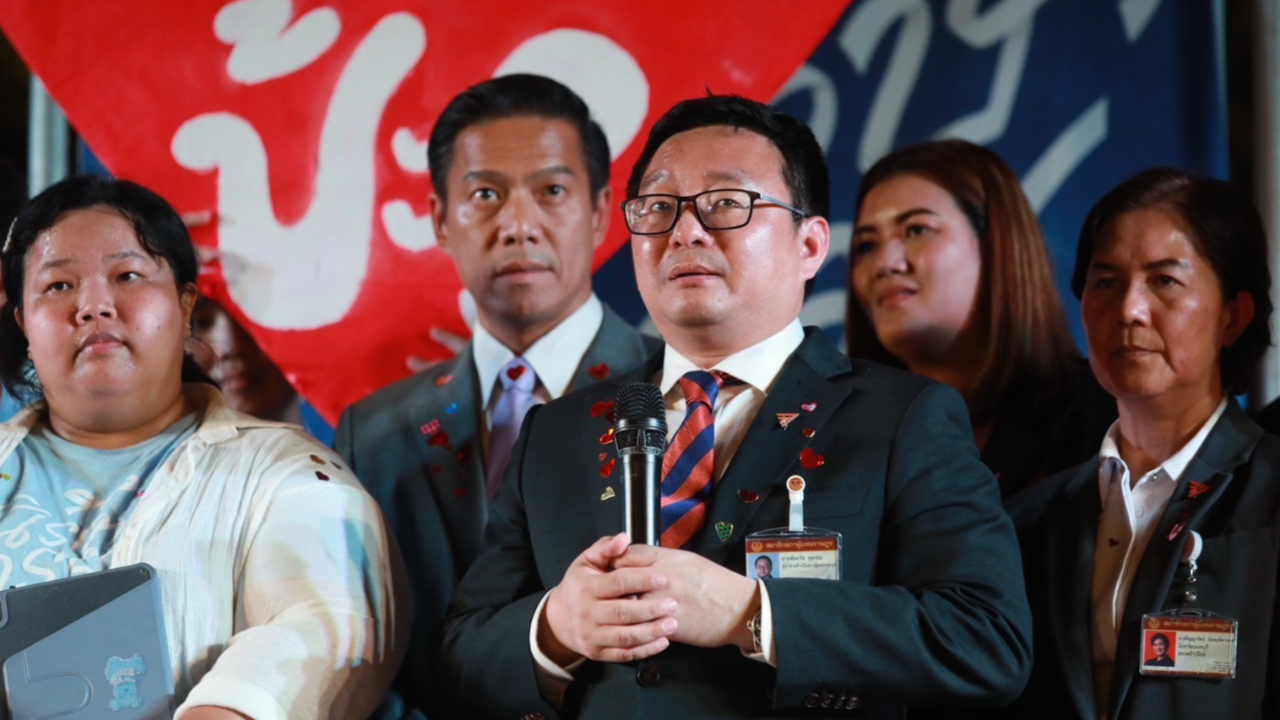 “ก้าวไกล” รับฟังข้อเสนอเครือข่ายนิรโทษกรรมประชาชน พร้อมหนุน หากเข้าสภา