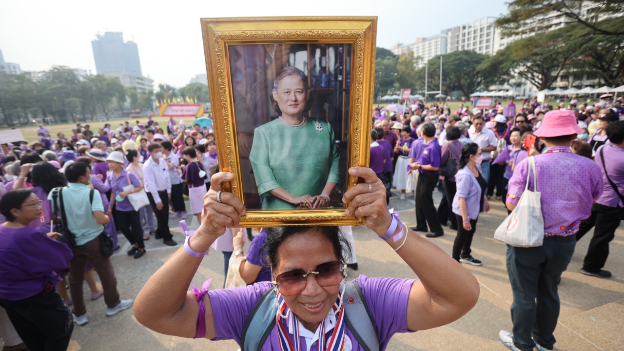 ศิษย์เก่าจุฬาฯ คนดัง-นักการเมือง รวมตัวถวายกำลังใจ “กรมสมเด็จพระเทพฯ”