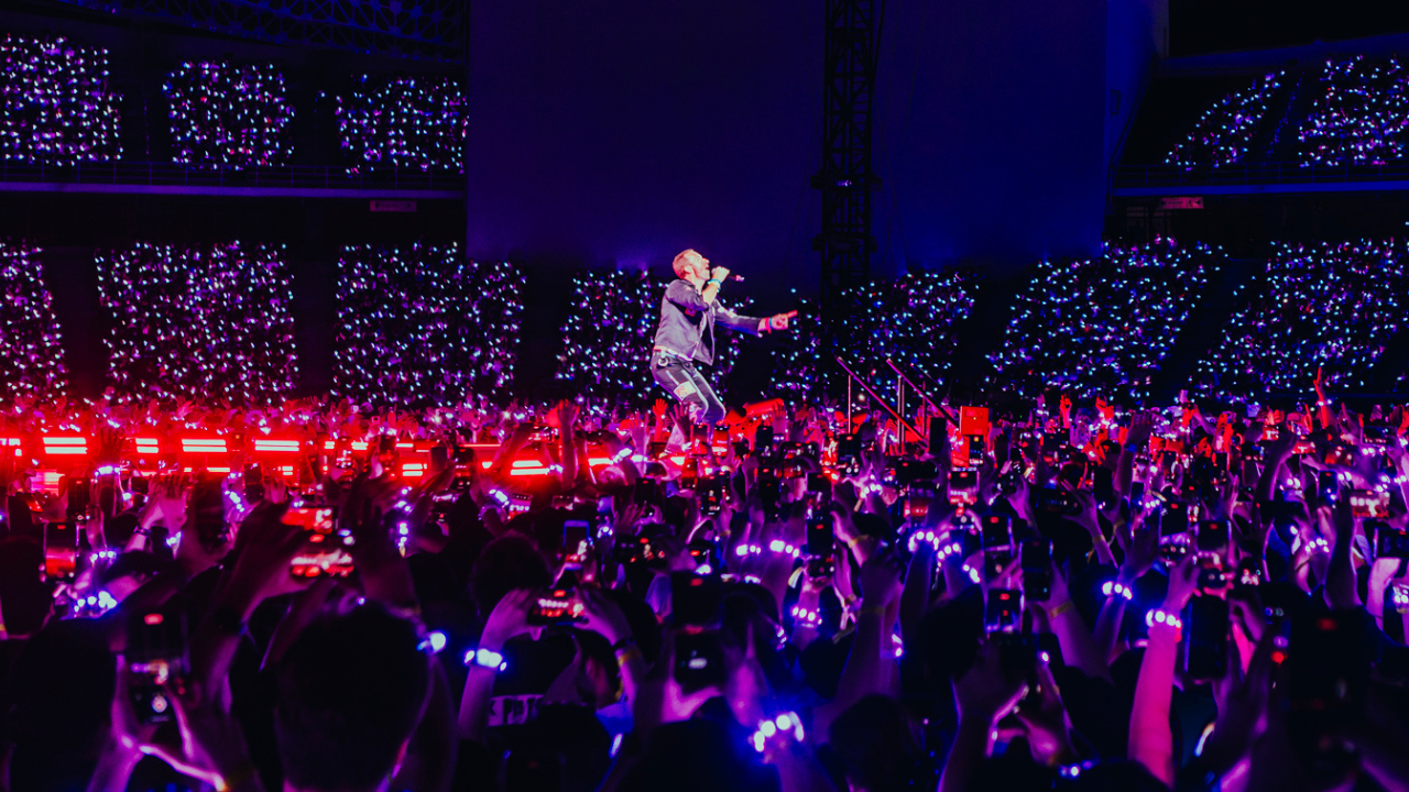 ตำนานราชมังฯ แตก คอนเสิร์ต Coldplay 7 ปีที่รอคอยกลับมาเล่นในเมืองไทย