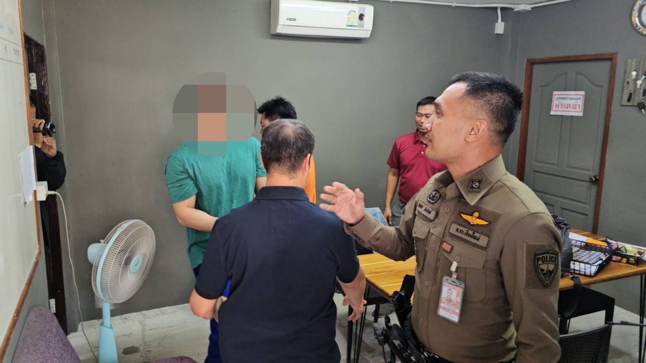 ตั้งข้อหาแล้ว "ผู้โดยสาร" เปิดประตูฉุกเฉินเครื่องบิน อ้างทำเพื่อหนีคนจะมาทำร้าย