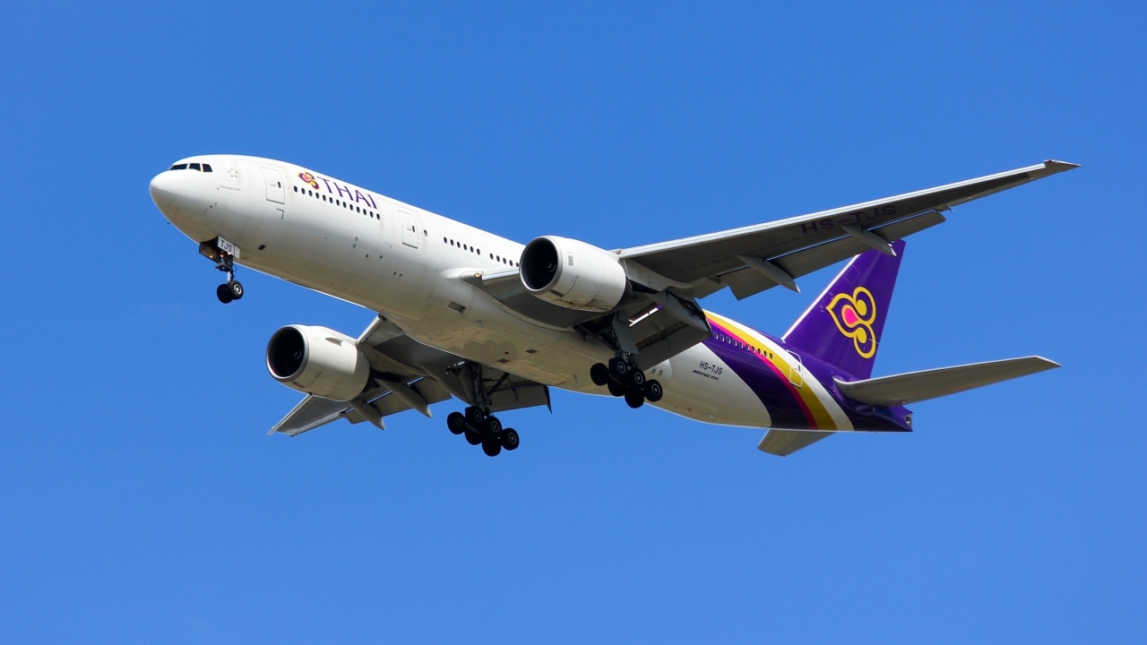 การบินไทย แจงแล้ว กรณีผู้โดยสารเปิด "ประตูเครื่องบิน" ระหว่างรอขึ้นรันเวย์