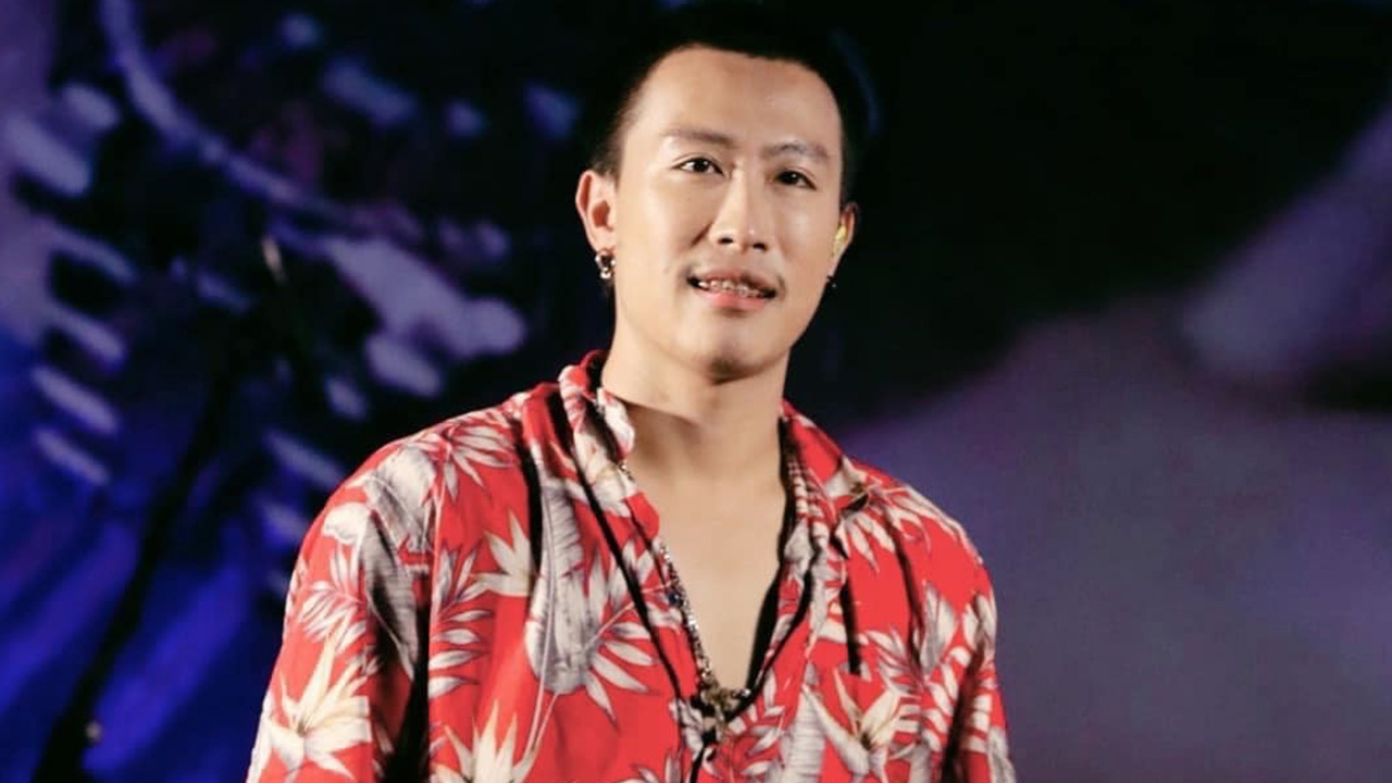 หายสงสัย นุ๊ก ธนดล ทำไมจบแค่ม.6 ไม่มีใบปริญญาให้พ่อแม่เหมือนคนอื่น