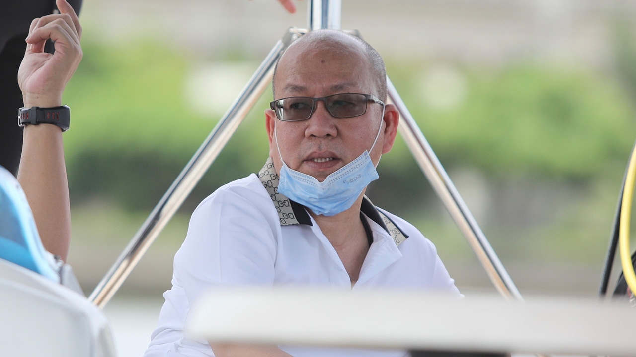 เลือดบนเสื้อ ใครเอาเรือไปใช้? กับ 8 คำถามแรงที่ยังไม่มีคำตอบ 