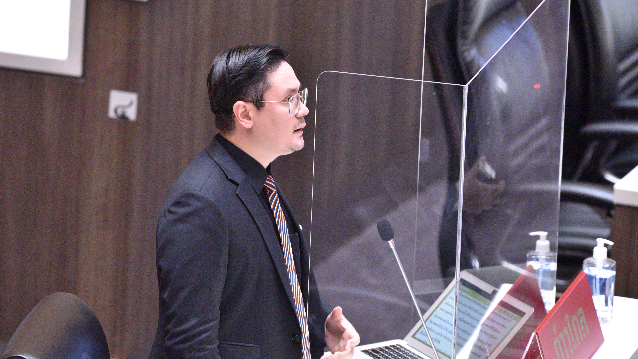 "โรม" ยก "บัญชีผี" ตร.หญิง หนุนตัดงบฯ แผนดับไฟ 3 จังหวัดชายแดนใต้ได้อีก