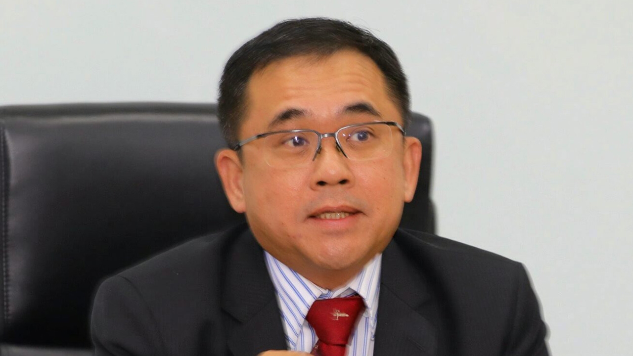 “วิศิษฏ์ วิศิษฏ์สรอรรถ” โดดข้ามห้วยนั่งเก้าอี้ปลัดดีอีเอส