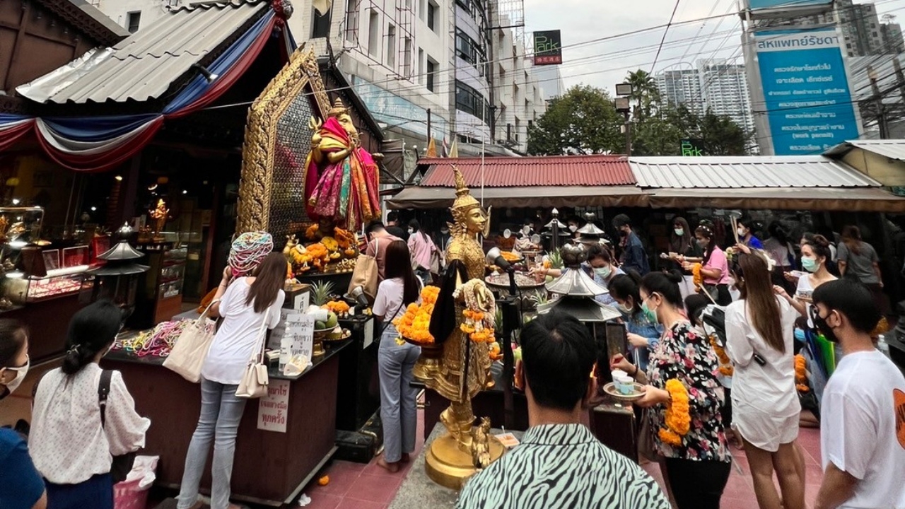 ไหว้พระพิฆเนศห้วยขวาง เดินทางไปยังไง เลือกขอพรวันไหนดี