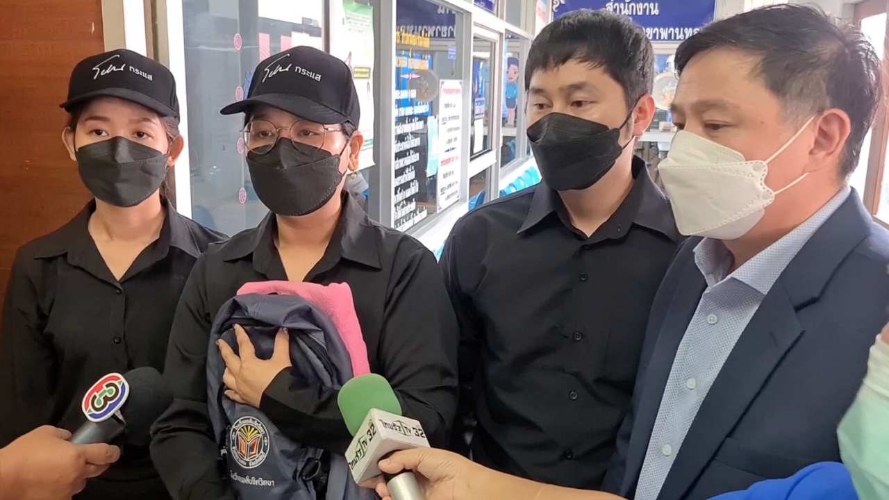 ทนายพาพ่อแม่น้องจีฮุน ดูวงจรปิดไขข้อคาใจการตาย ยันไม่ได้ปรักปรำความผิดใคร