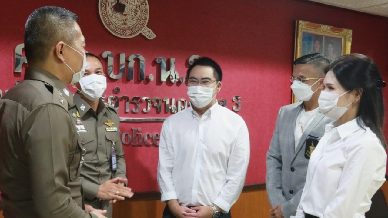 "พลภูมิ" เตือน ขับขี่ด้วยความระวัง หลัง จี้ตร.จับ "คนขับรถหวาดเสียว"