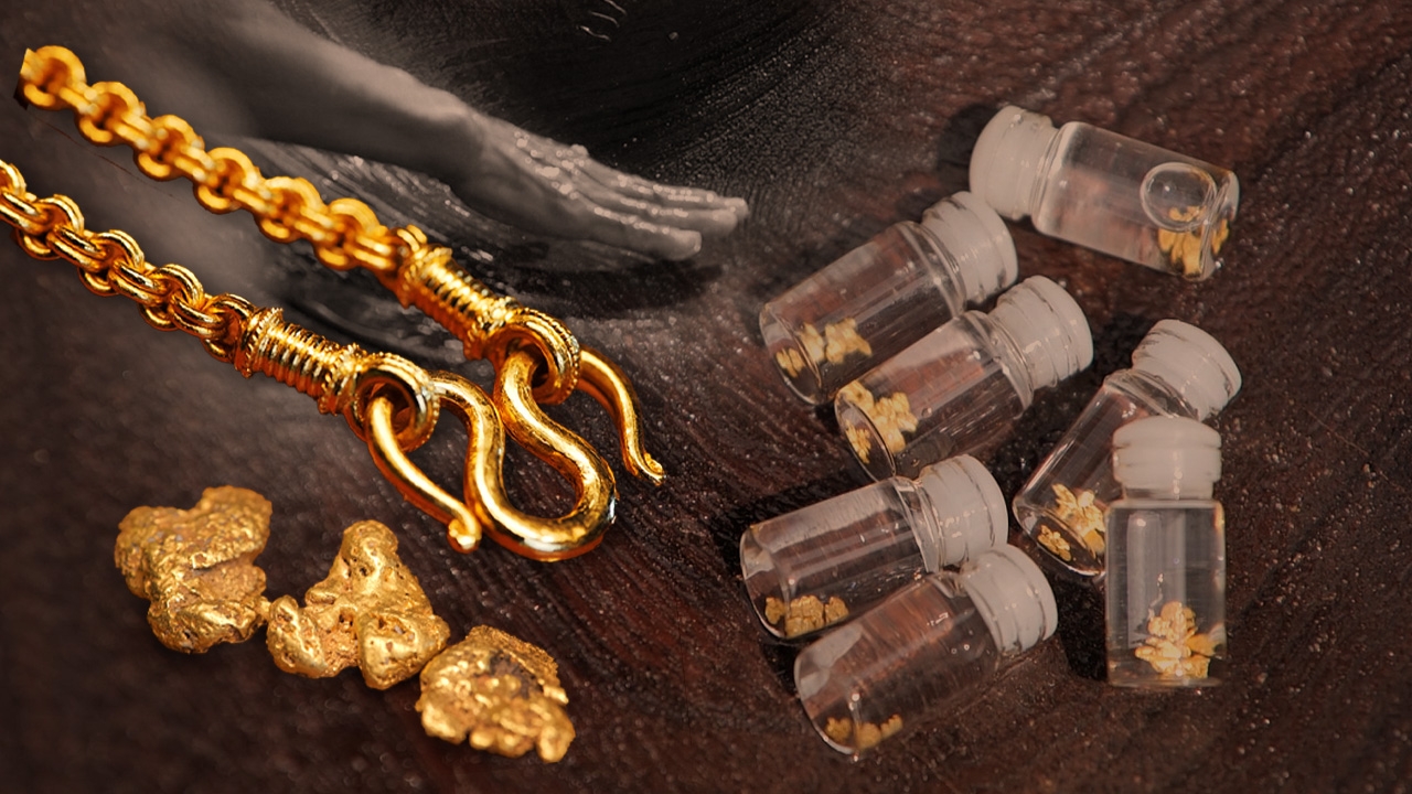 ตามล่าขุมทรัพย์ "ทองบางสะพาน" ร่อนดิน สู่เครื่องประดับชิ้นงาม