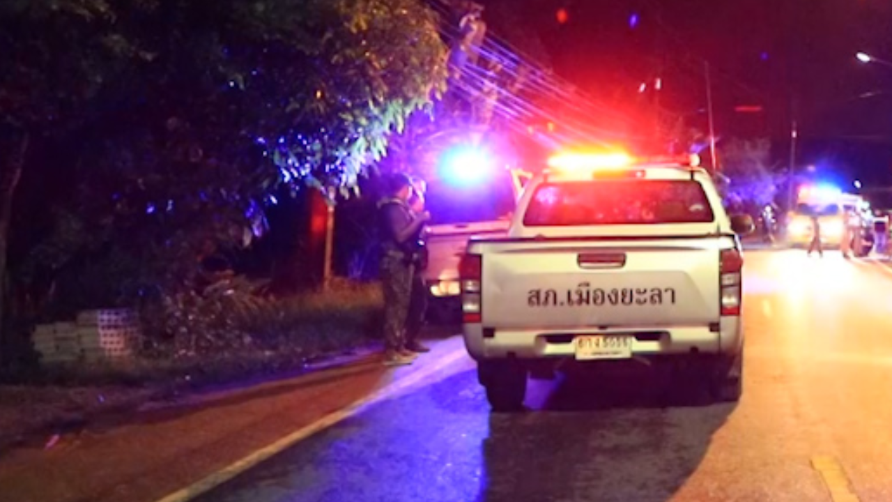 "ยิงโหด" 2 คนร้ายควง M-16 ถล่ม 2 ผัวเมียตายคู่-ชิงปืนหนี ตร.เร่งไล่ล่า