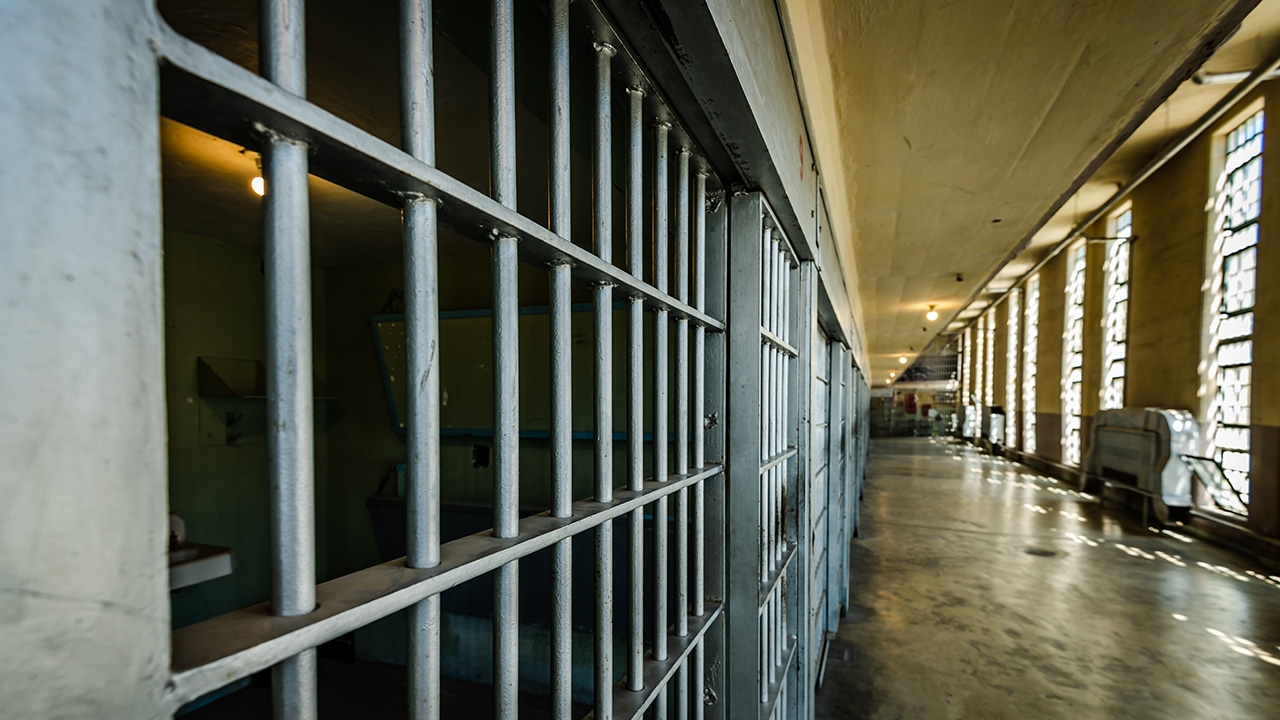 ปล่อยตัว 7 เดือน เรียกกลับคุก หนุ่มอบต.โวยได้รับอภัยโทษ ราชทัณฑ์รีบโต้