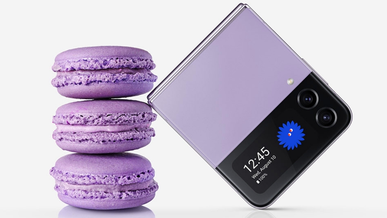 Samsung แซว Apple เมื่อไหร่จะมีมือถือจอพับ