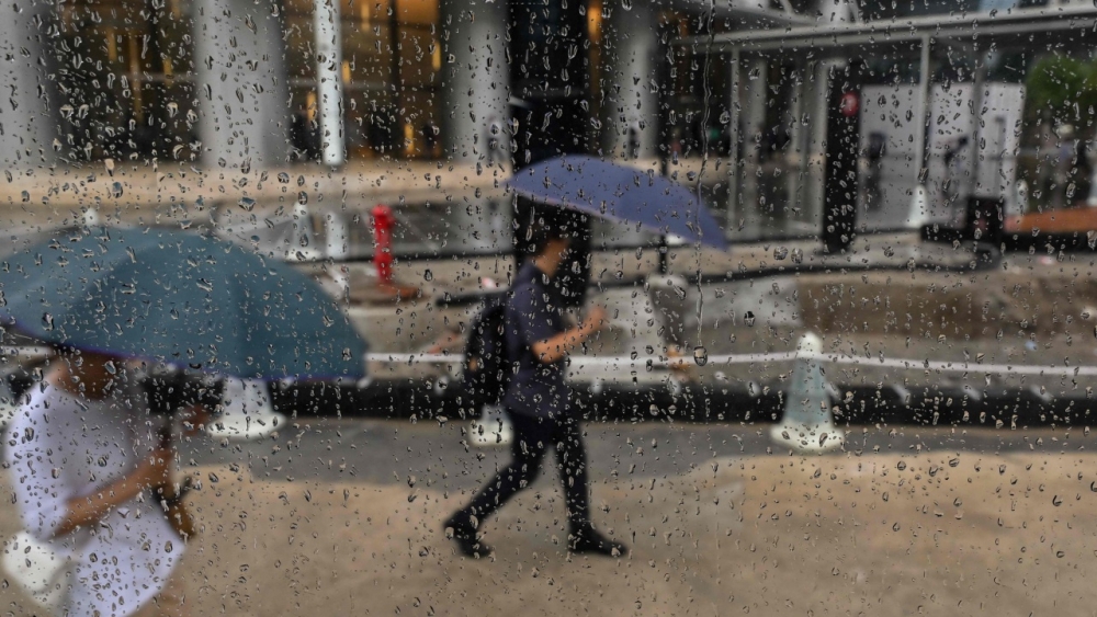 เจ้อเจียงของจีนเตือนภัยระดับสูงสุด เตรียมรับไต้ฝุ่นหมุ่ยฟ้า