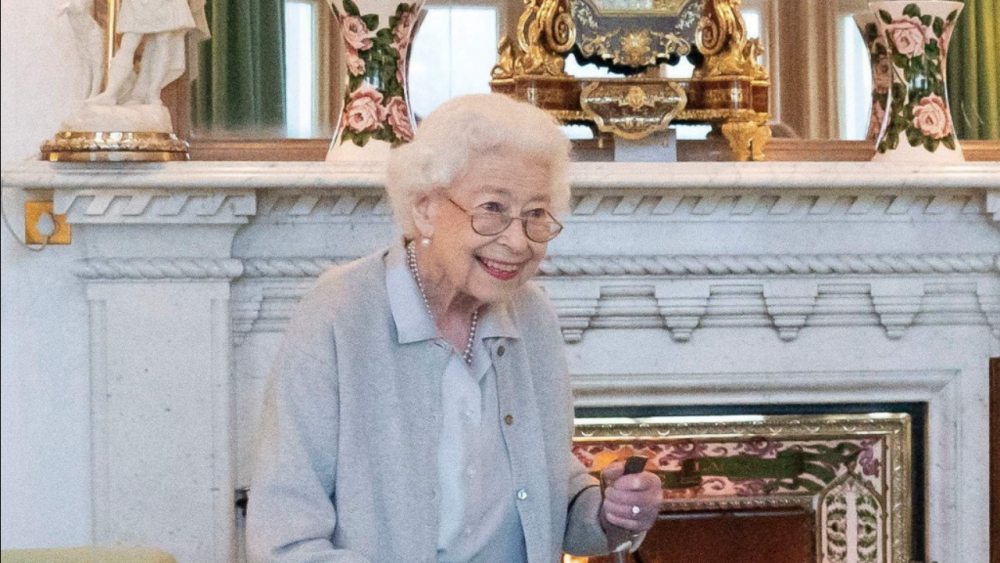 ใครถ่ายภาพรอยยิ้มสุดท้ายของควีนเอลิซาเบธที่ 2 เพียงสองวันก่อนสวรรคต