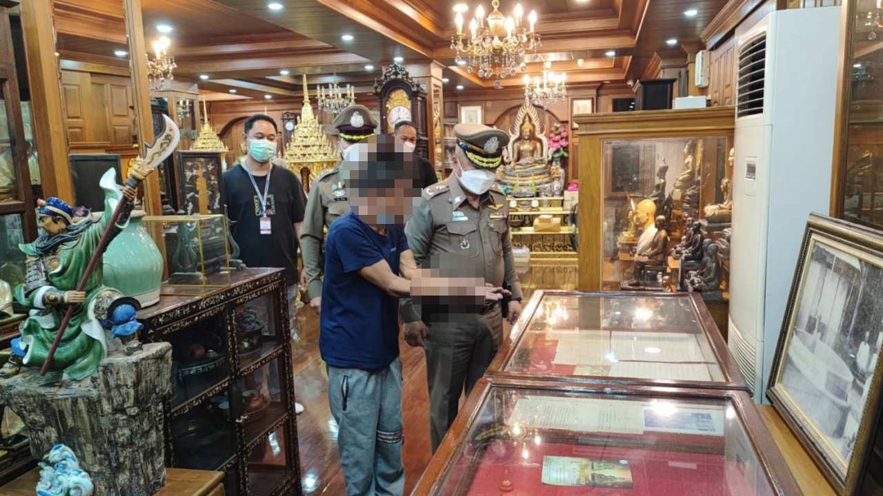จับโจรใจบาปงัดพิพิธภัณฑ์ในวัดสัมพันธวงศาราม ฉกของโบราณไปกว่า 3 ล้านบาท
