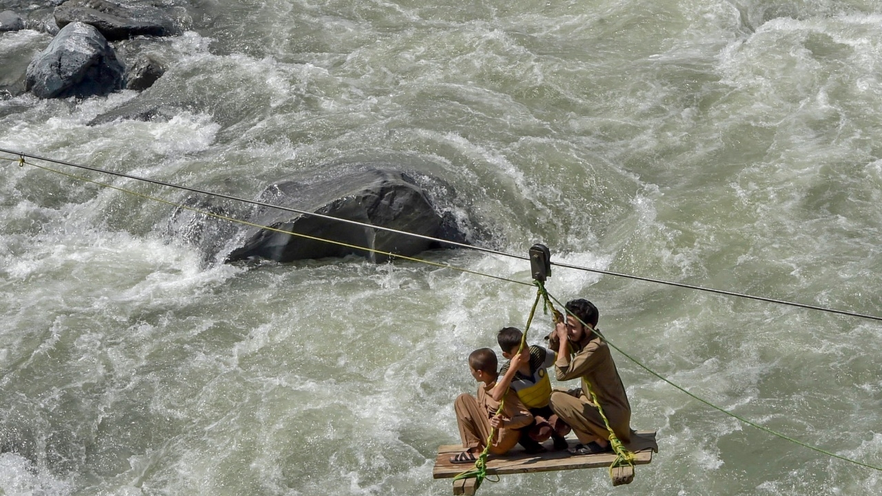 ปากีสถานสุดเครียด หวั่นทะเลสาบใหญ่สุด‘แตก’ น้ำทะลัก ซ้ำเติมวิกฤติอุทกภัย
