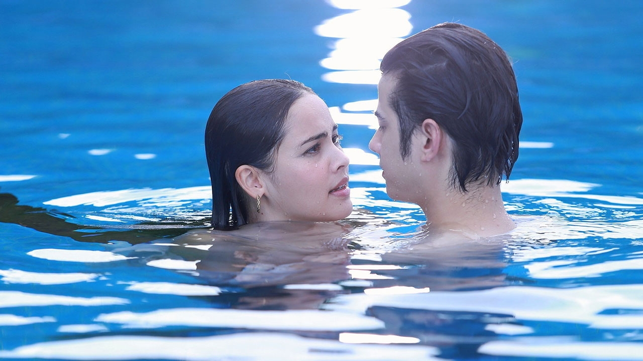 คือเธอ EP.15 มาริโอ้-ญาญ่า ปรับความเข้าใจ บอกรัก คืนดี กอดหอมกลางสระน้ำ