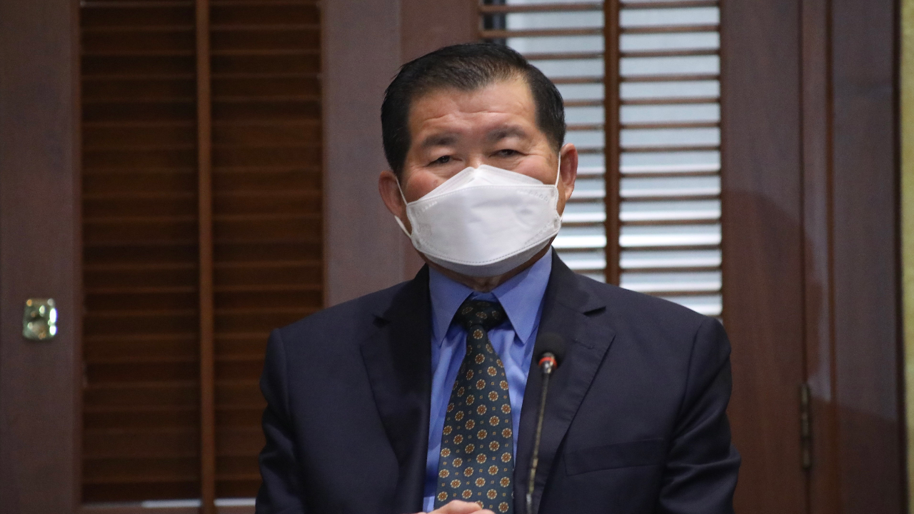 ศาลรัฐธรรมนูญจำหน่ายคดี “นิพนธ์” หลังชิงลาออก รมช.มท.ก่อน