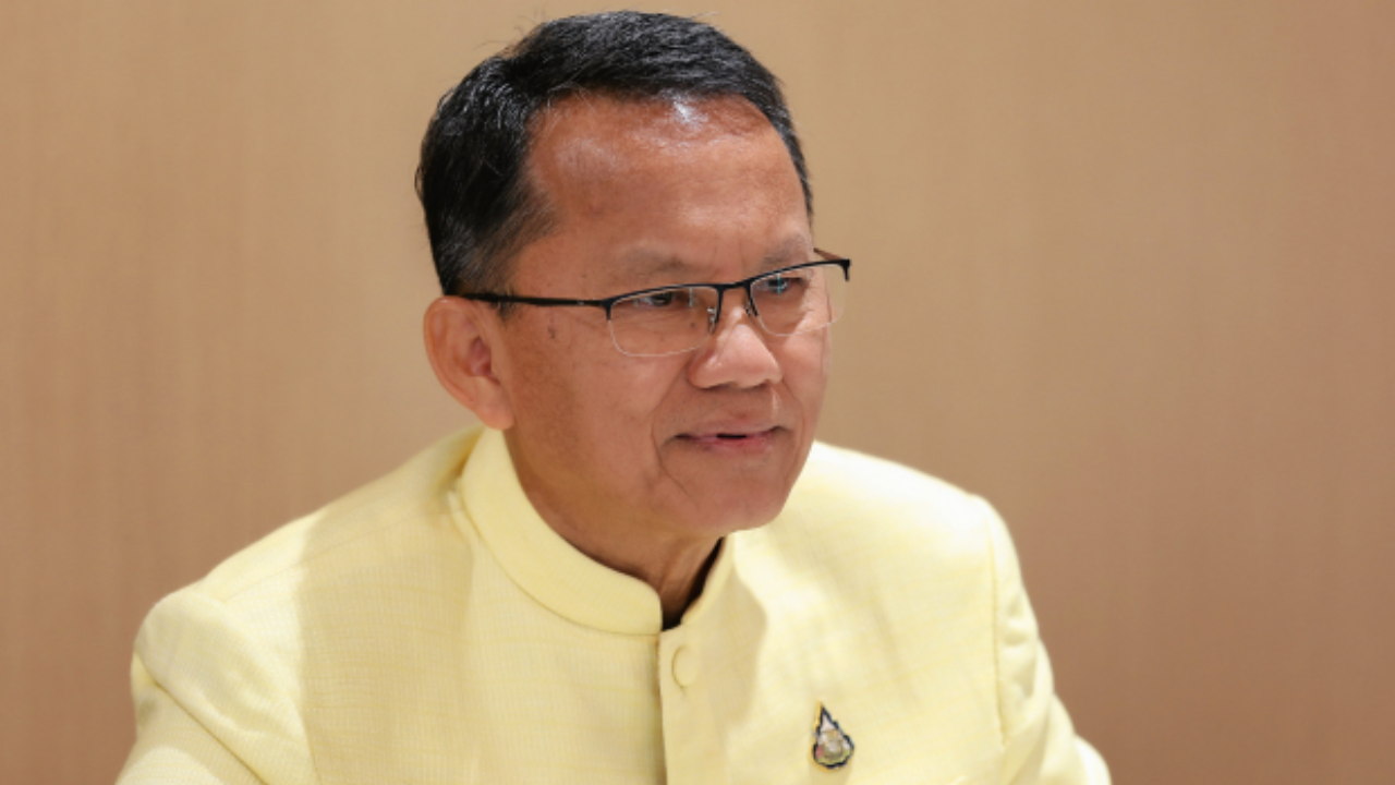 "สมศักดิ์" ยัน "สามมิตร" อยู่ พปชร.แย้ม กฎหมายลูกเลือกตั้ง เสร็จแล้ว 